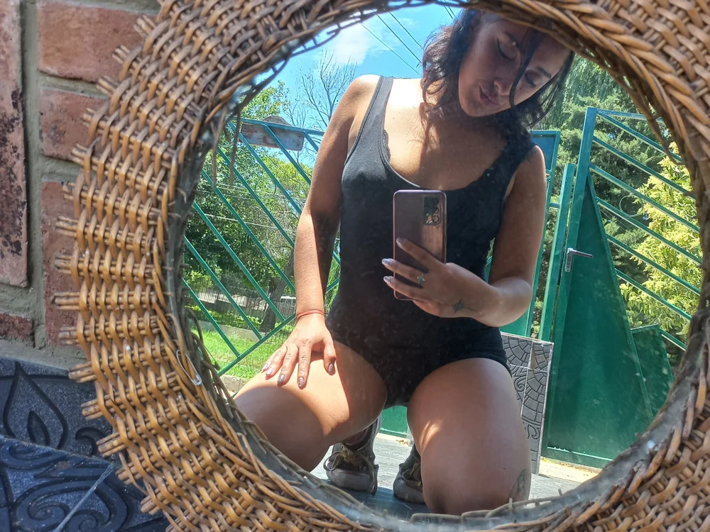 Estrellaxxx28 offline chatrum