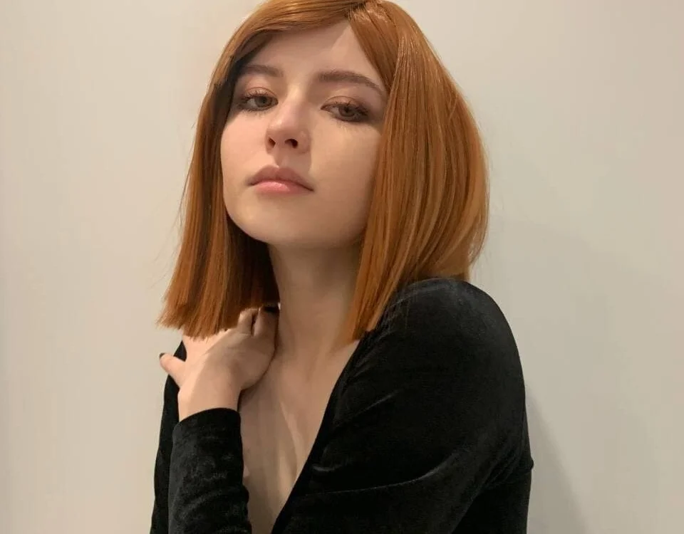 kayeghost's Offline Chat Room