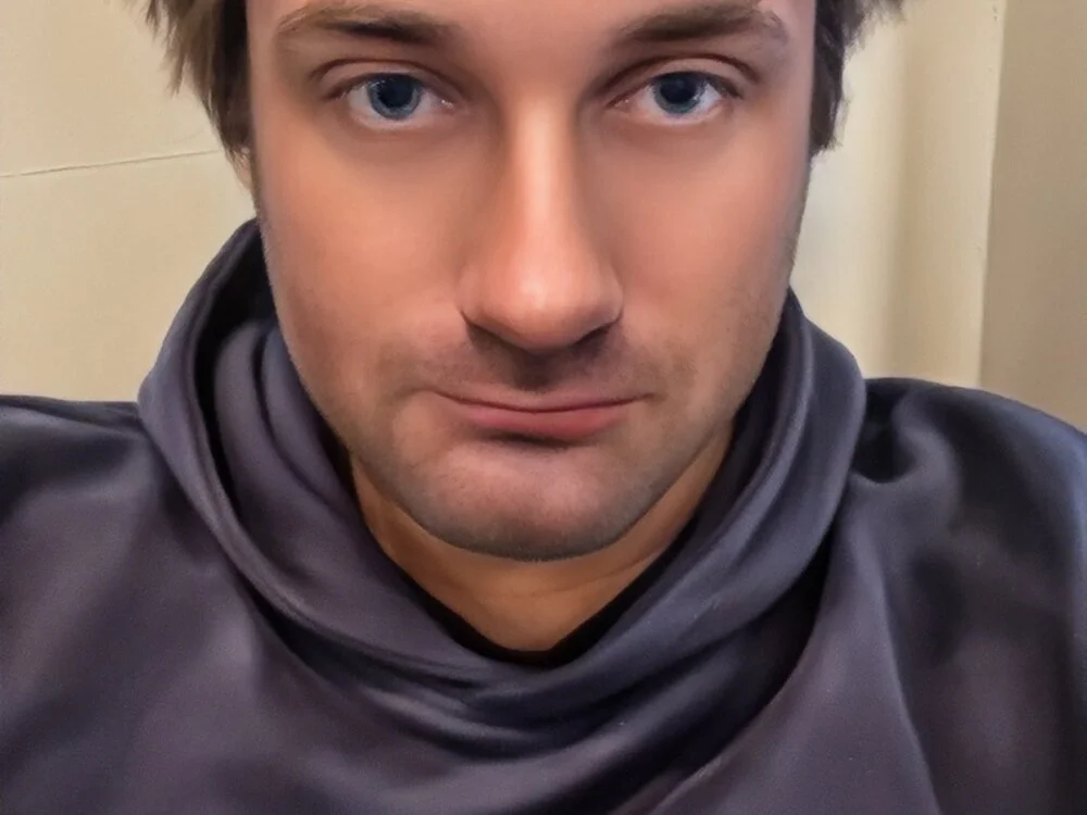 Nemij0n Offline XXX chat