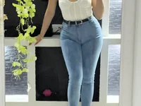 scarlett_bella on Stripchat