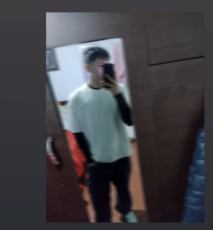 Tatsu1703's Offline Chat Room