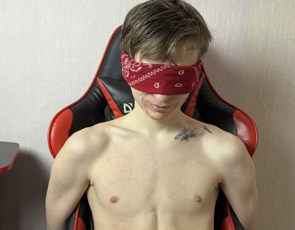 Joys_Toy offline chatrum