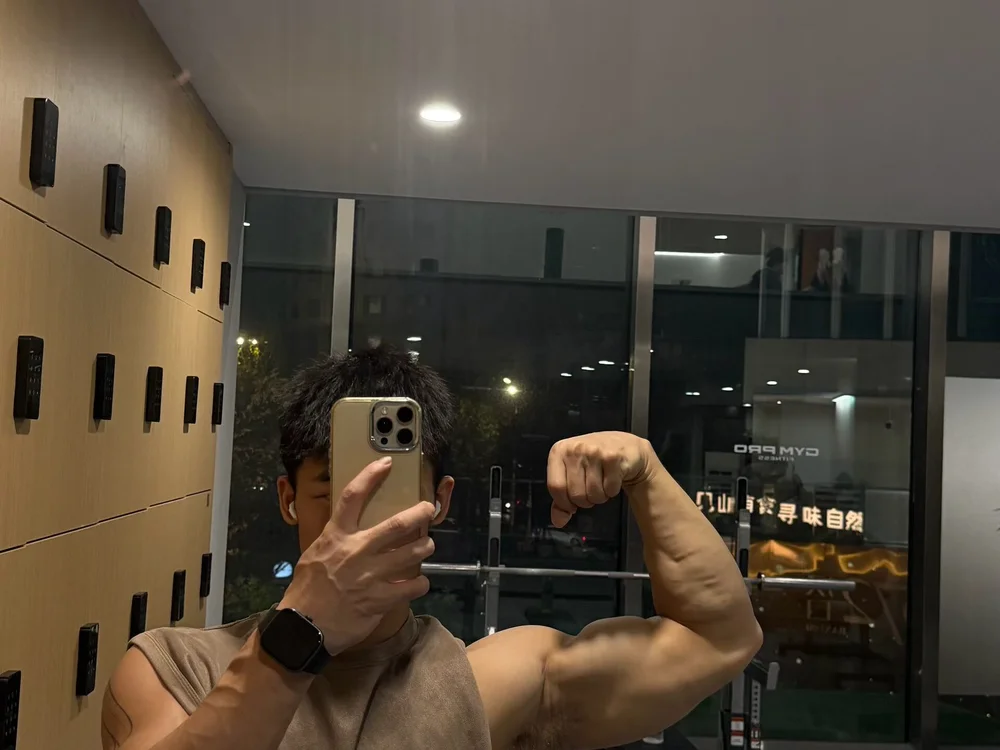 Justin-JYZ's Offline XXX Chat