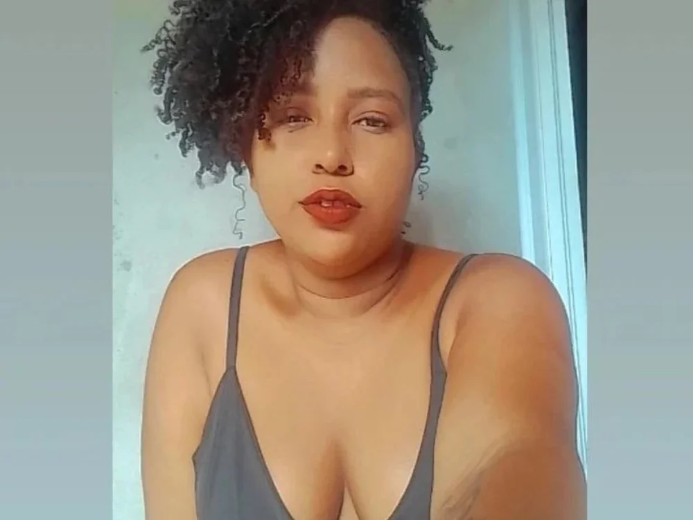 TMaya01's Offline XXX Chat