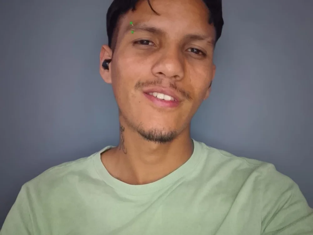 Chat XXX offline de Andrxs_dusky1