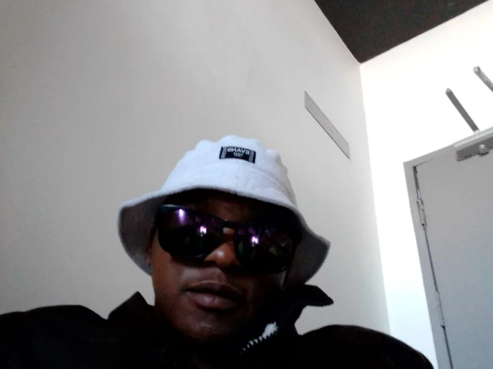 aLione7RossFn Offline XXX chat