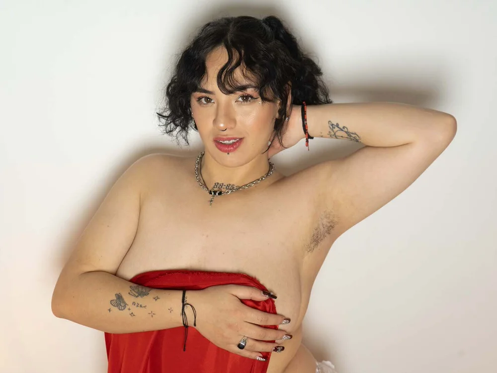 Chat XXX offline de Kiara_Fox__