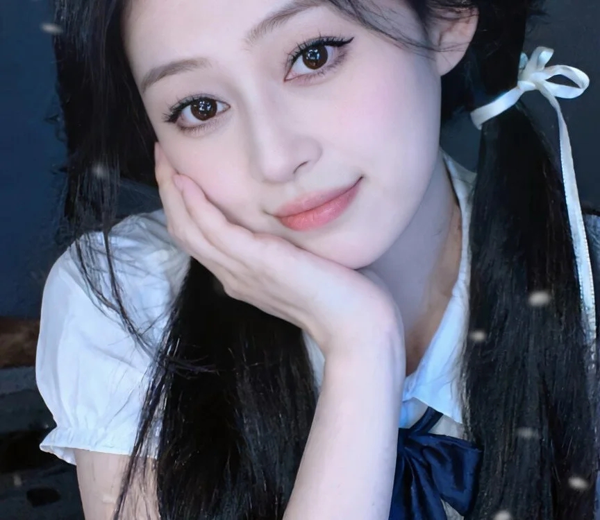 แชท XXX ออฟไลน์ของ Anne-w