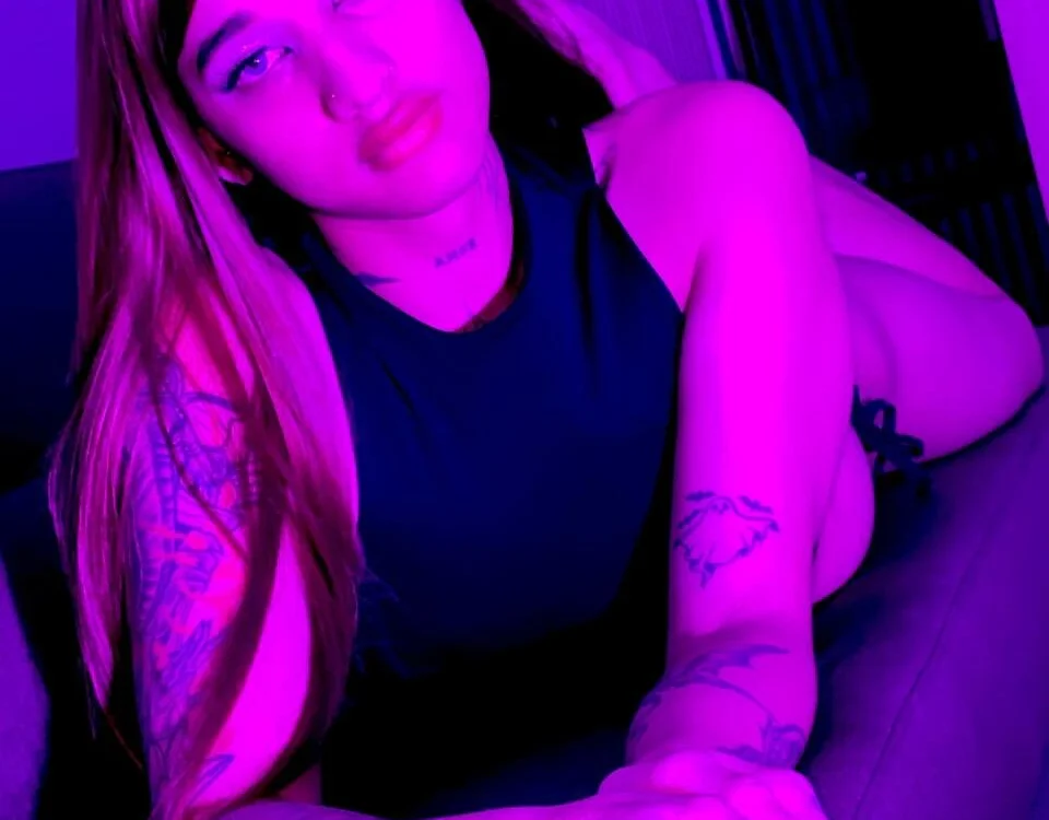 tammy_bensom1 offline XXX-chatje