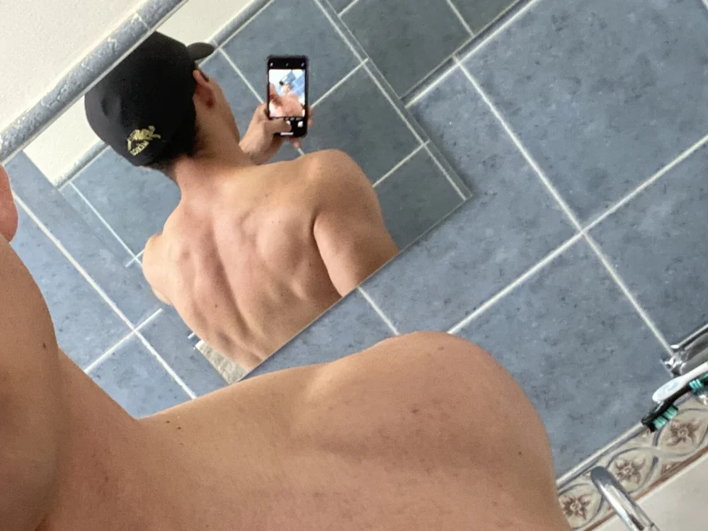 rulo223's Offline XXX Chat