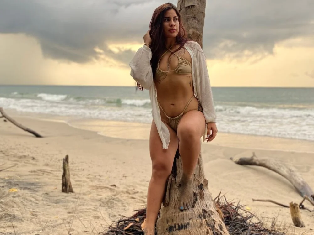 Amyyslave 離線 XXX 聊天