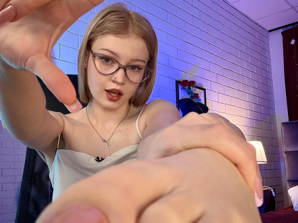GraceGlamour's Offline XXX Chat