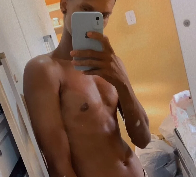 Roludo222346: офлайн-секс-чат