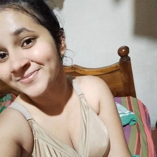 Miss__soniya111 Offline XXX Chat