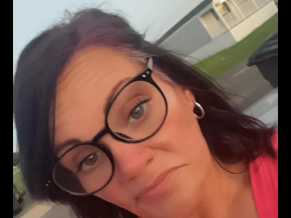 دردشة izzybee26 الجنسية دون اتصال