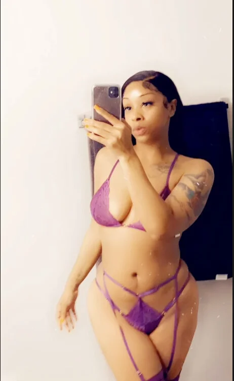 BiancaDiorXXX's Offline XXX Chat