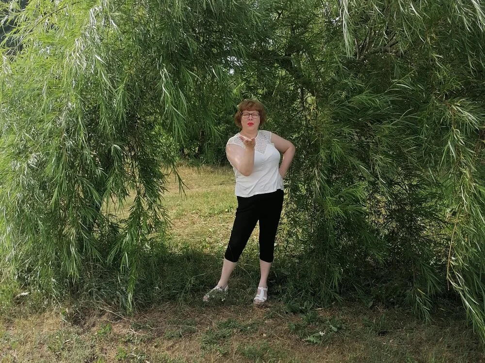 AMARILLIS offline XXX-chat