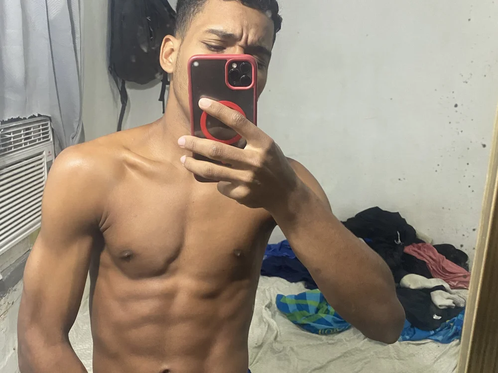 ห้องแชทออฟไลน์ของ Saubigdick