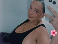 Miss-boobs' Offline Chat Room