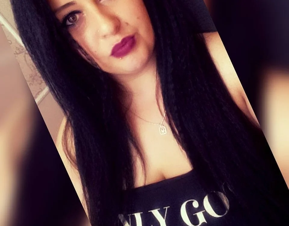 DivineNicolle's Offline XXX Chat