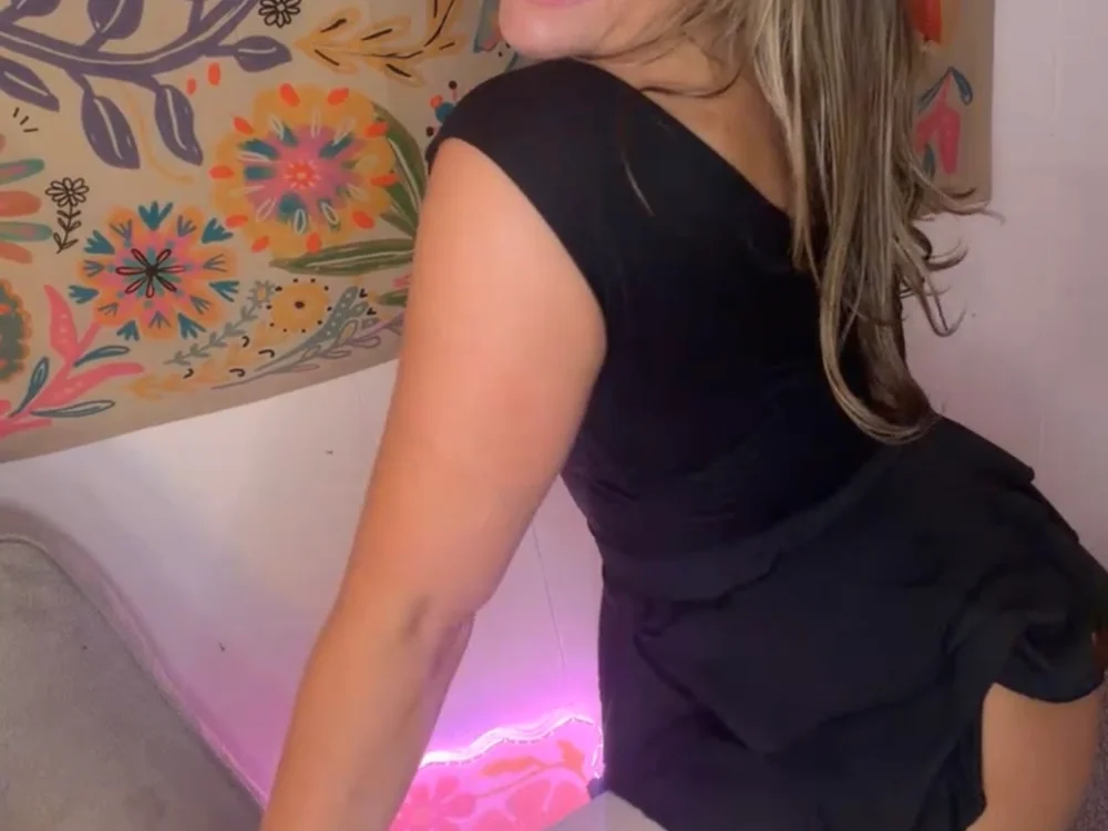 hollyharmd офлайн XXX чат