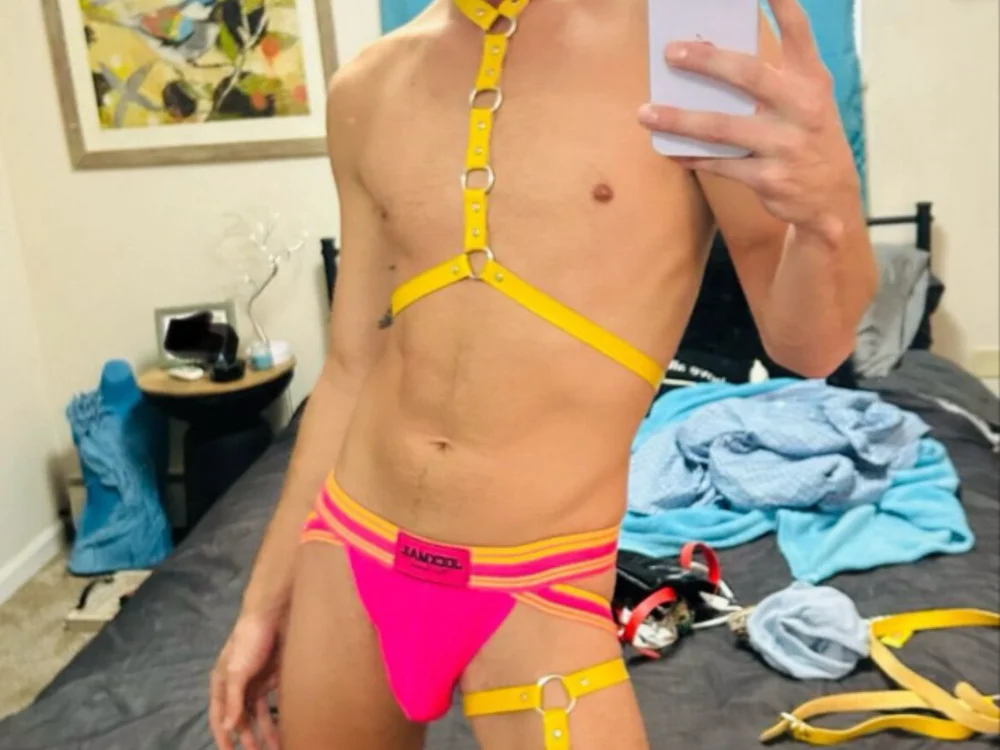 Ronnie_bravoo offline chatrum