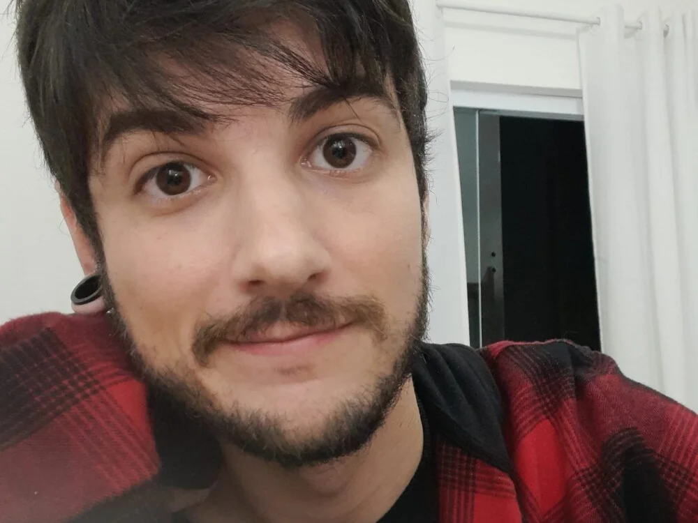 Emo_Boys' Offline XXX Chat