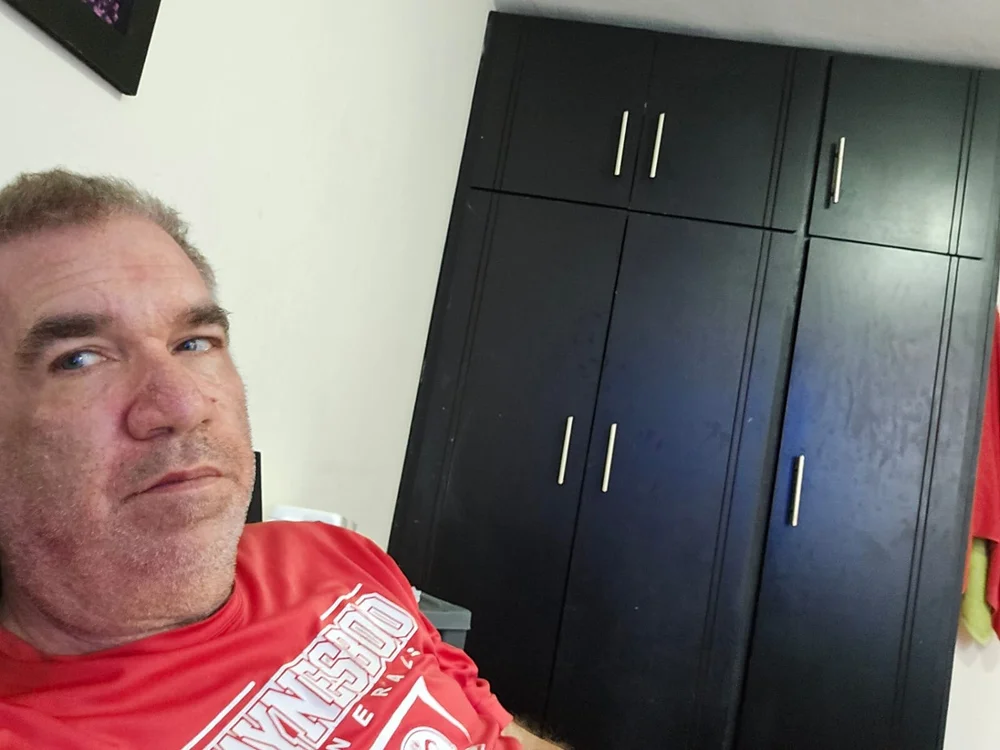 Thebossincharge offline chatrum