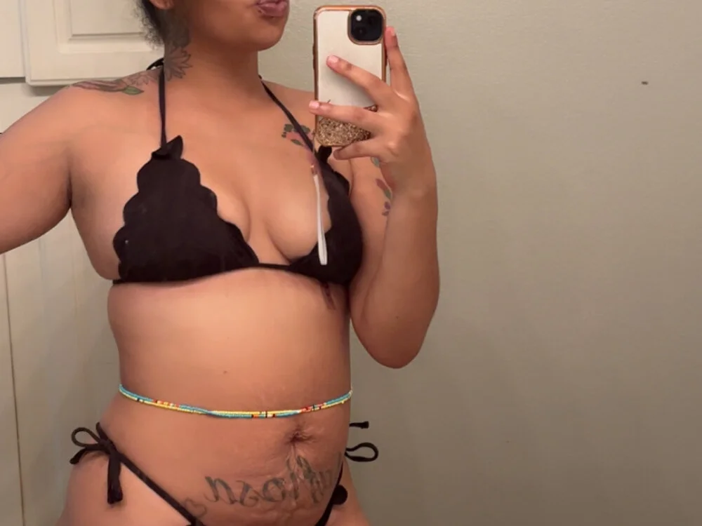 thickyellahippie's Offline XXX Chat