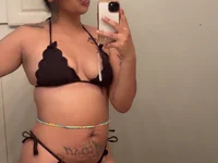 Модель thickyellahippie