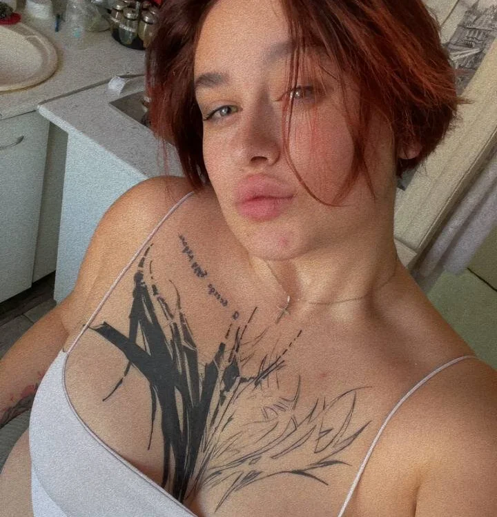 bigestetic Adlı Modelin Çevrimdışı XXX Sohbeti