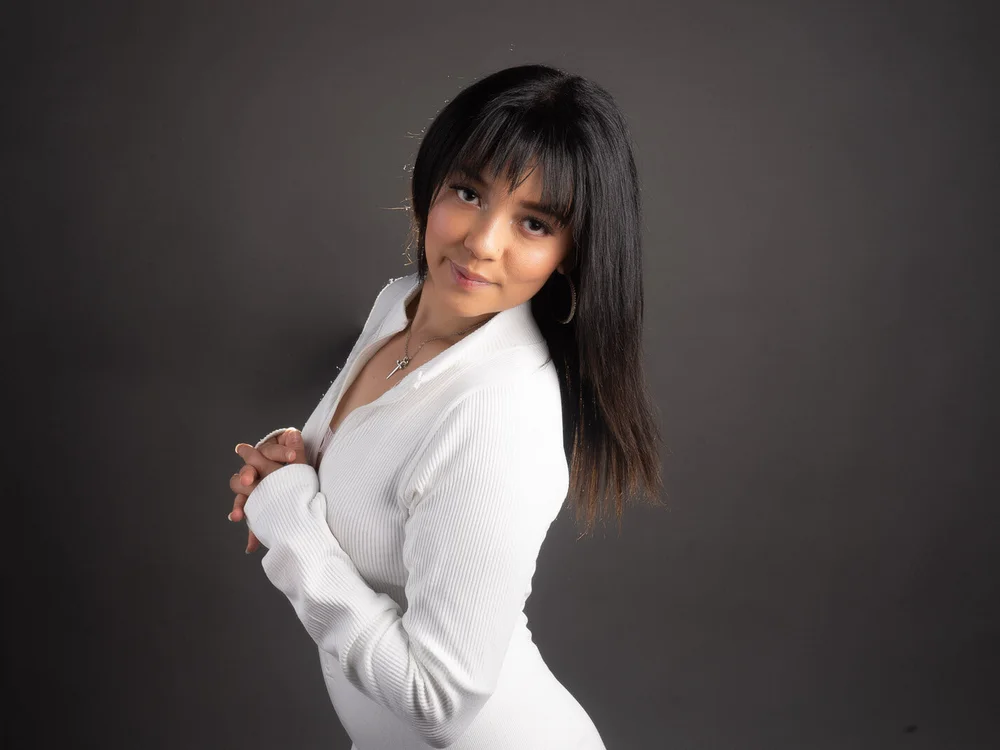 دردشة Ashleey__Sweet_ الجنسية دو ن اتصال