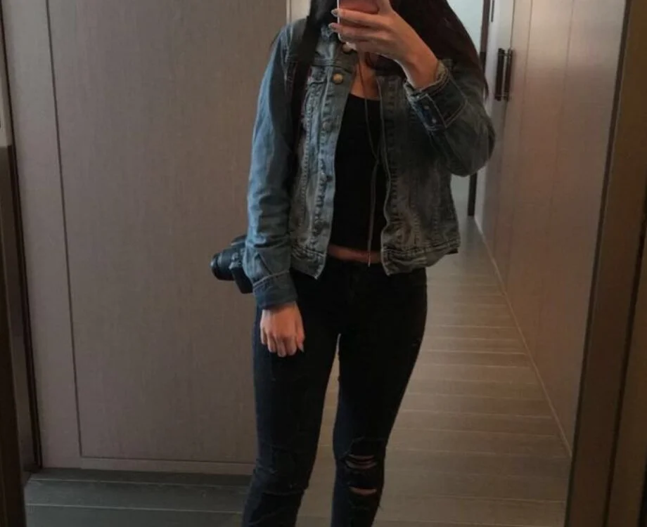 Liana_Ray's Offline XXX Chat