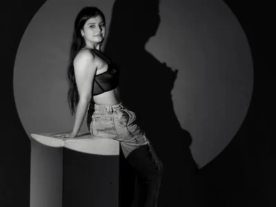 lily_phillips_ profile