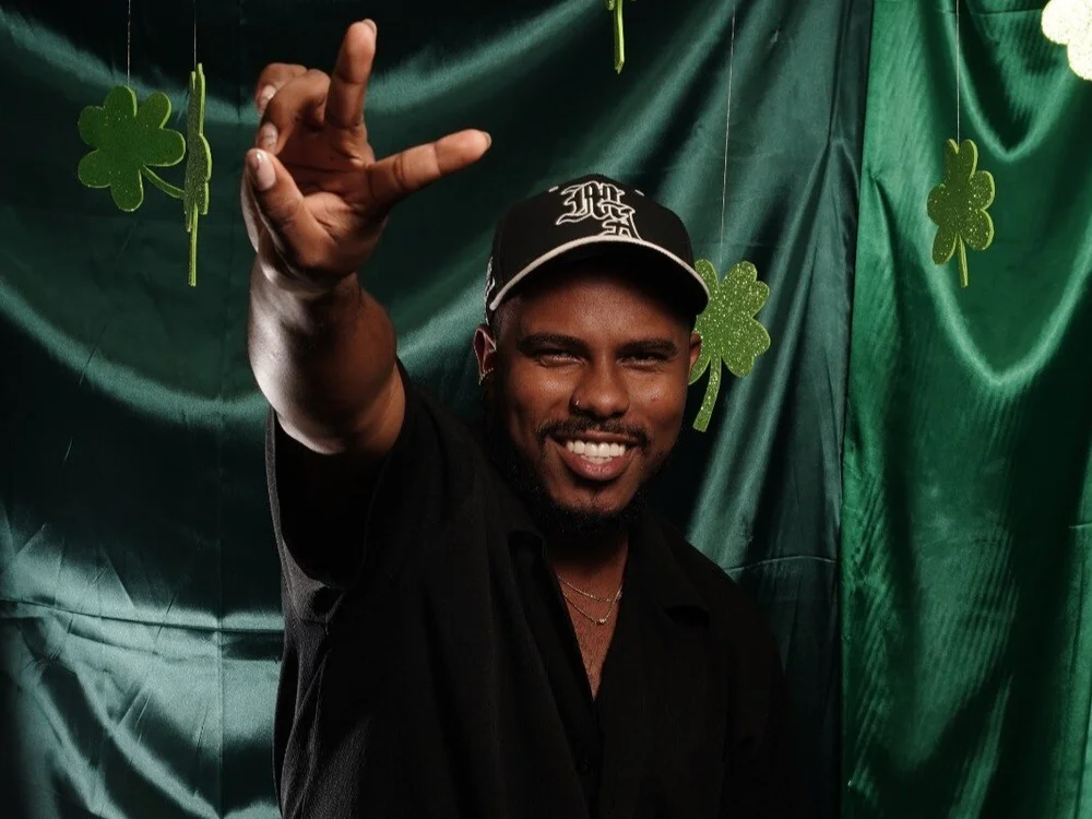 Alessandro_Hamed Offline XXX-chat