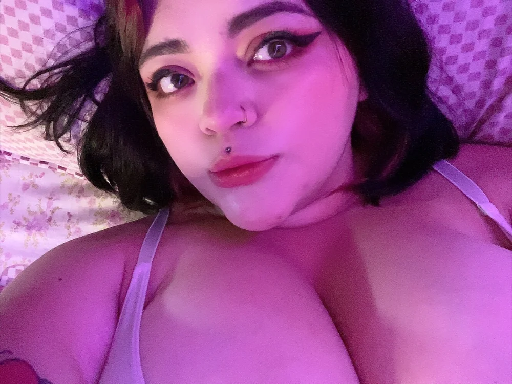 kitty_kaat offline chatrum