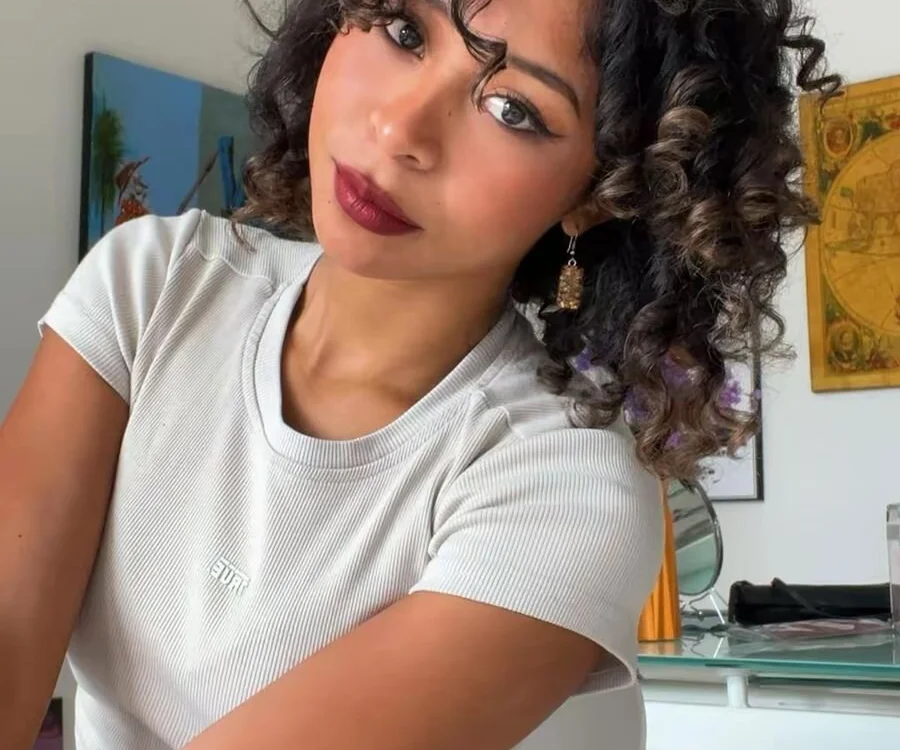 Drea_miles' Offline Chat Room