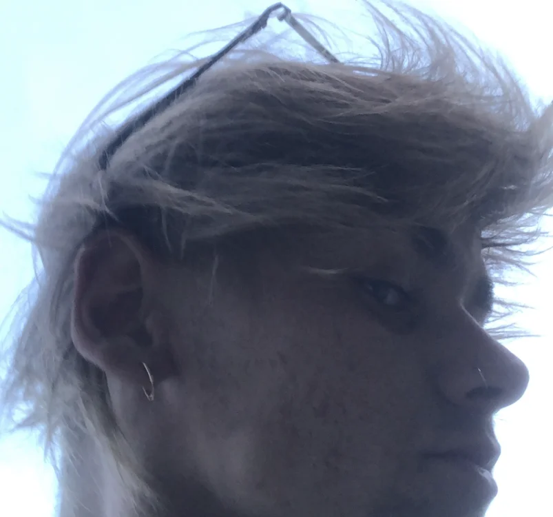 HungryyoungWolf offline chatrum