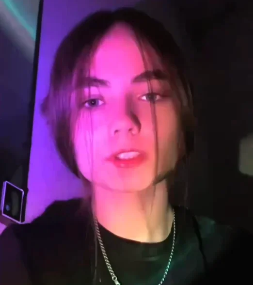 EvieDoll's Offline XXX Chat
