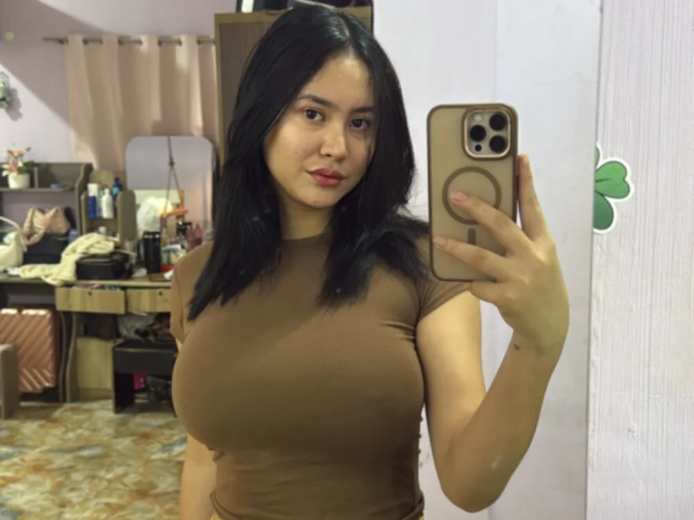 micaganda: συνομιλία ΧΧΧ εκτός σύνδεσης