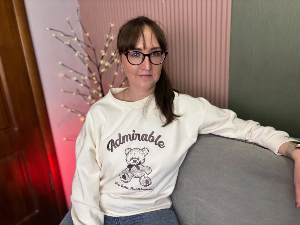 แชท XXX ออฟไลน์ของ Anna_Insight