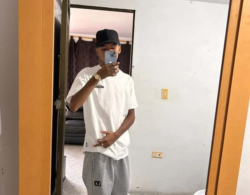 damian_mendez441 offline XXX-chat