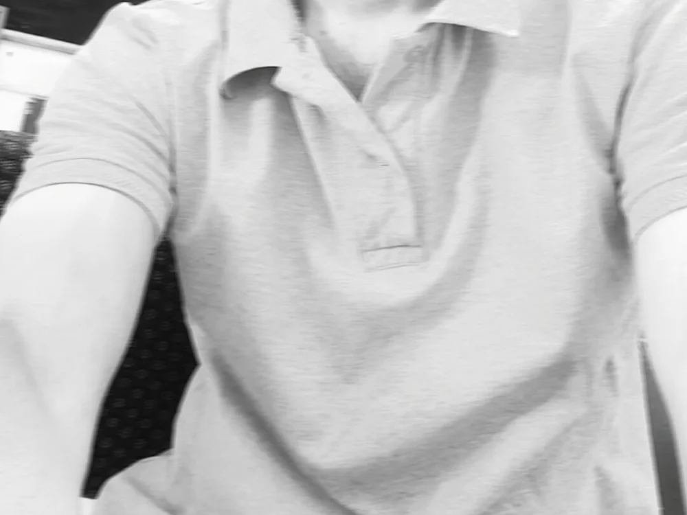 play_boyy01 Chat XXX offline