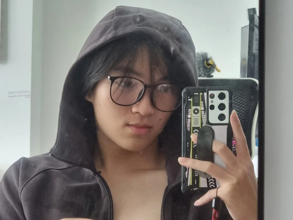 OreoPuppiess Adlı Modelin Çevrimdışı XXX Sohbeti