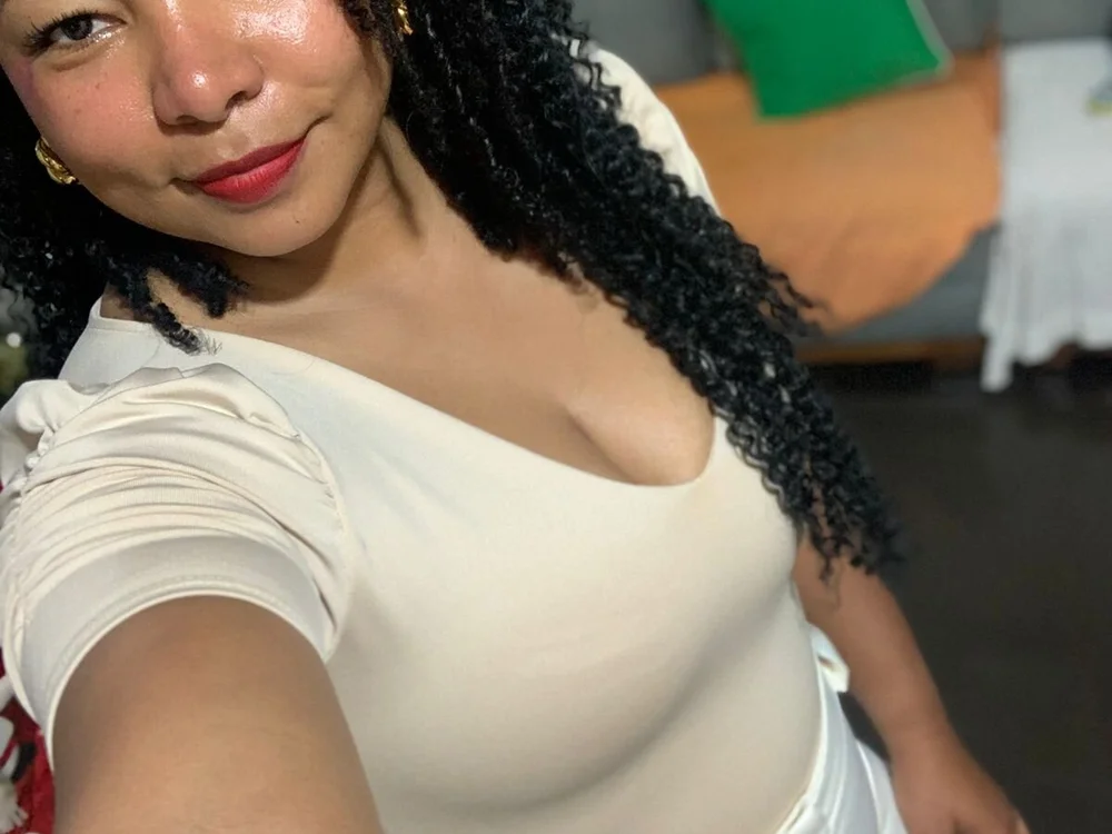 Alexa-Prins cam model