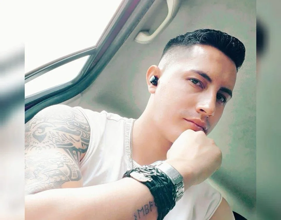 Offline XXX chat kamal_wolff