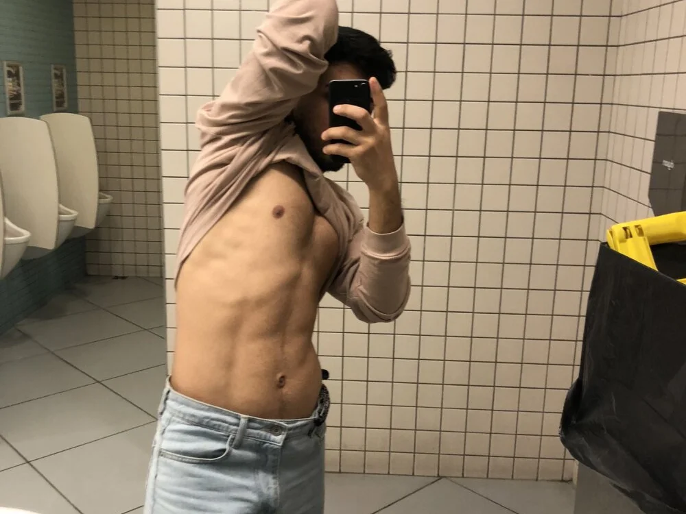 دردشة ManuelSixninee الجنسية دون اتصال