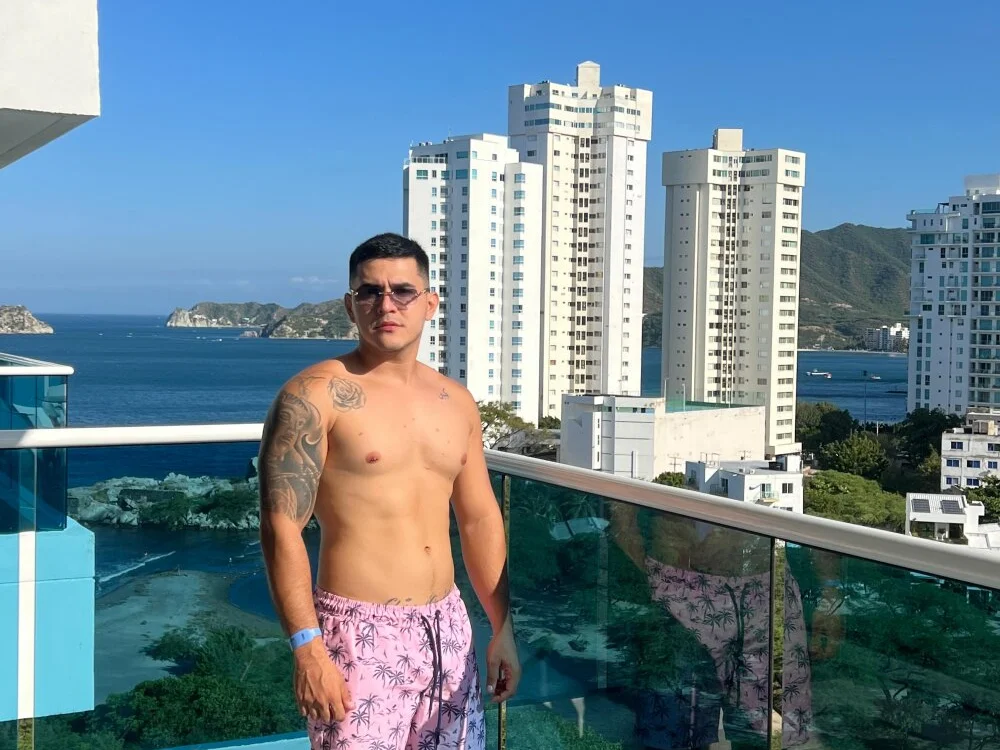 big-tyler Chat XXX Ngoại tuyến