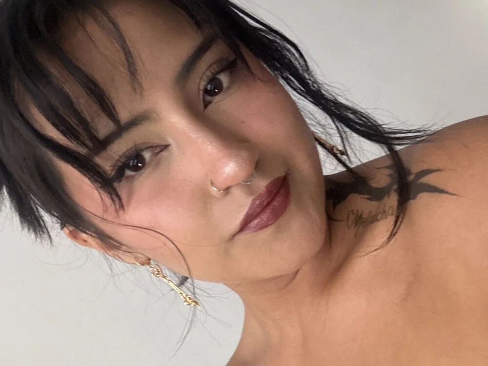 Katt_eyes21's Offline XXX Chat