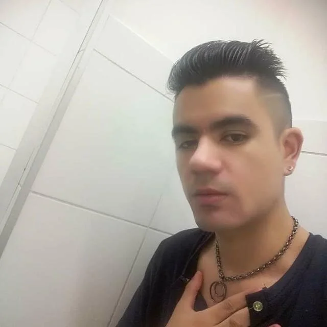 ALEXANDRE88888888 offline chatrum